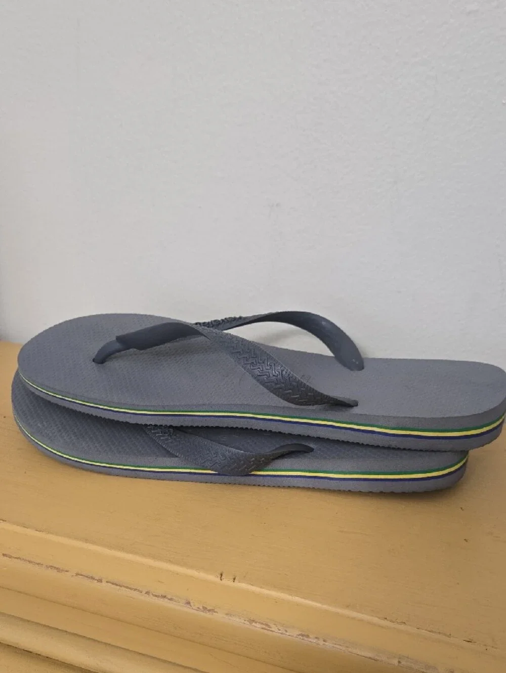 Havaianas Gray Slim Flip Flops with Brazilian Flag Detail